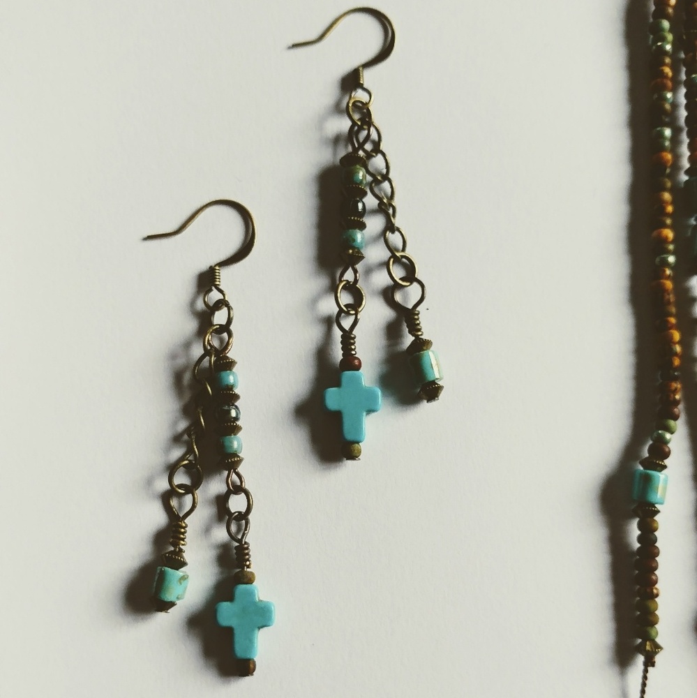 🚫SOLD🚫Brassy Boho Glass & Turquoise Cross - Picture 3 of 7